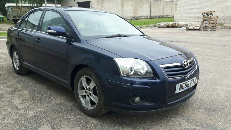 Toyota Avensis Ii M Dalys Skelbimas Autogidas