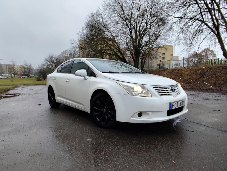 Toyota Avensis M Sedanas Skelbimas Autogidas