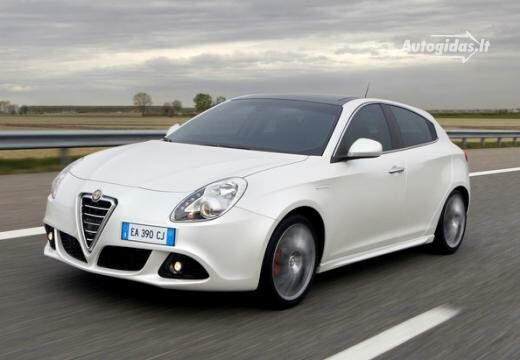 2013 Alfa Romeo Giulietta review (2010-on)