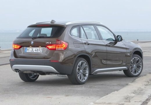 File:BMW X1 xDrive23d (E84) – Frontansicht, 2. Juli 2011, bmw x1 e84 