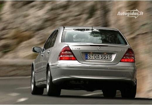 Mercedes-Benz C 220 CDI W203 specs, lap times, performance data