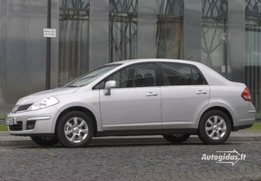 nissan tiida 1.6 acenta