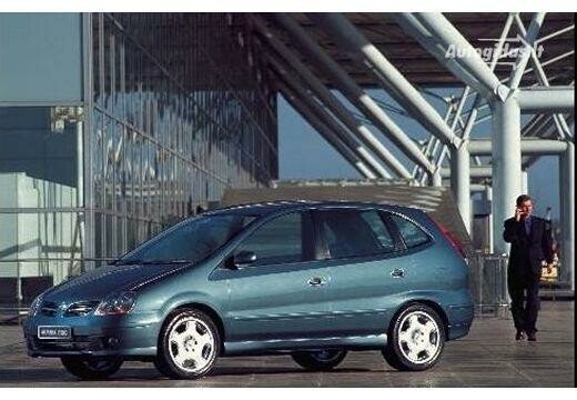Nissan Almera 2000-2003
