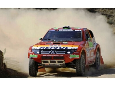 „Mitsubishi“ Dakare daugiau nestartuos