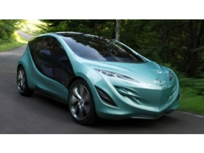 Tokijo automobilių parodoje – eko “Mazda”