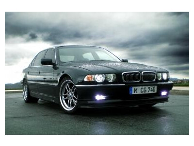 Automobilio apžvalga: 7 serijos BMW