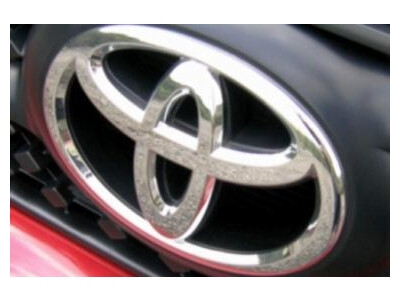 "Toyota" kuria magnio baterijas 