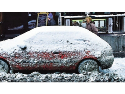 Kaip sniegas ir ledas kenkia automobiliui