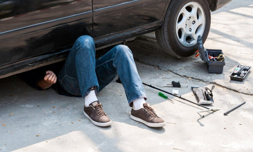 70 proc. vairuotojų savo automobilius remontuoja patys