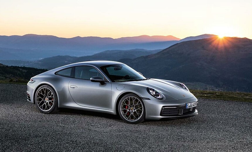 Naujasis „Porsche 911“ pats kovos su akvaplanavimu - kaip tai bus pasiekta?