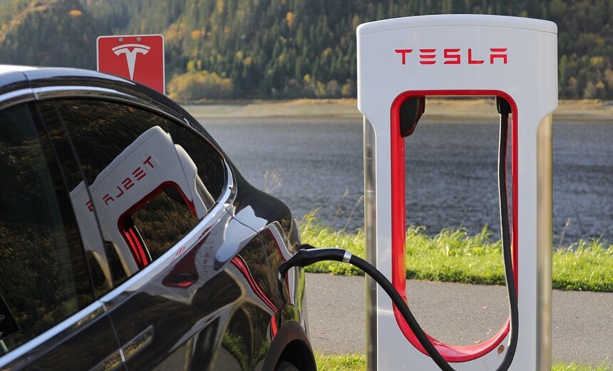 „Tesla“ praneša apie atkeliaujantį „Model Y“ – „šįkart viskas bus kitaip, nei su Model 3“