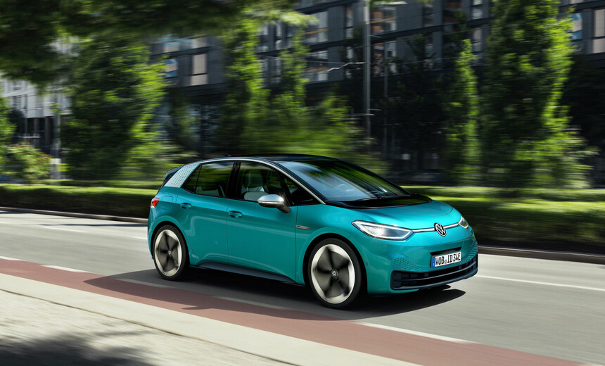 „Volkswagen“ pasauliui parodė naująjį savo šedevrą ir būsimą kompanijos veidą - ID.3 taps šeimos elektromobiliu kiekvienam?