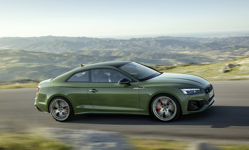 „Audi“ pradėjo naudoti ypatingą automobilių dažymo būdą - jokio nutekėjimo, maskavimo ir dažų švaistymo