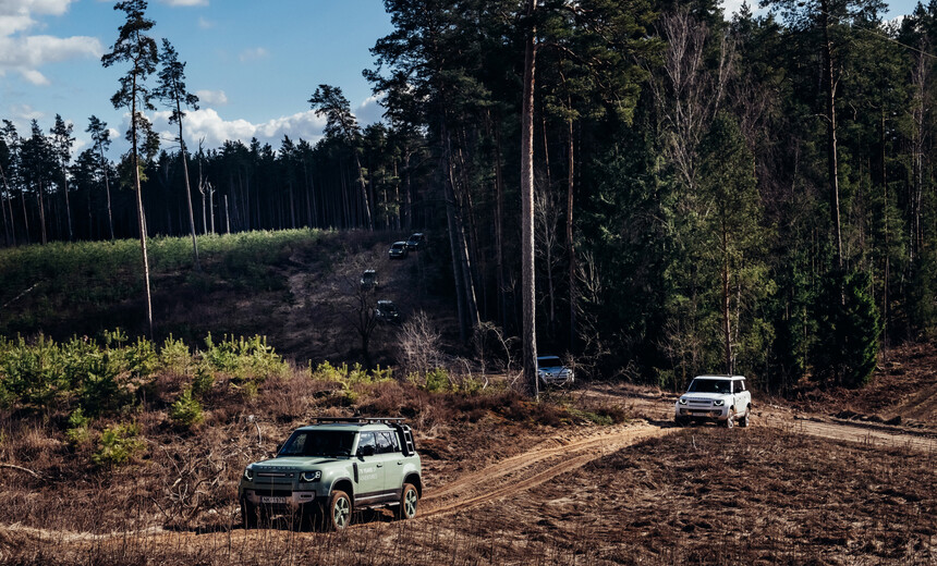  Laukinėse Druskininkų apylinkėse – pažintis su tikrosiomis „Land Rover Defender“ visureigių galimybėmis