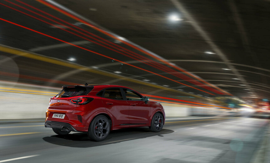 „Ford“ pristatė atnaujintą „Puma“ modelį: paskelbė, kada išvysime elektrinę versiją