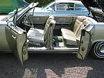 Kitų metų „Lincoln Continental“ turės „savižudžių dureles“ - kokie jų privalumai ir ar jos vis dar pavojingos? foto 3
