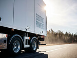  „Volvo Trucks“ sukūrė pirmuosius elektra varomus sunkiasvorius sunkvežimius - artėja dar viena transporto revoliucija? foto 5