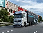 „Daimler Truck“ vandeniliu varomas sunkvežimis „GenH2“ pasiekė naują rekordą foto 3