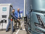 „Volvo“ sunkvežimių centre Kaune oficialiai atidaryta 360 kW įkrovimo stotelė foto 5