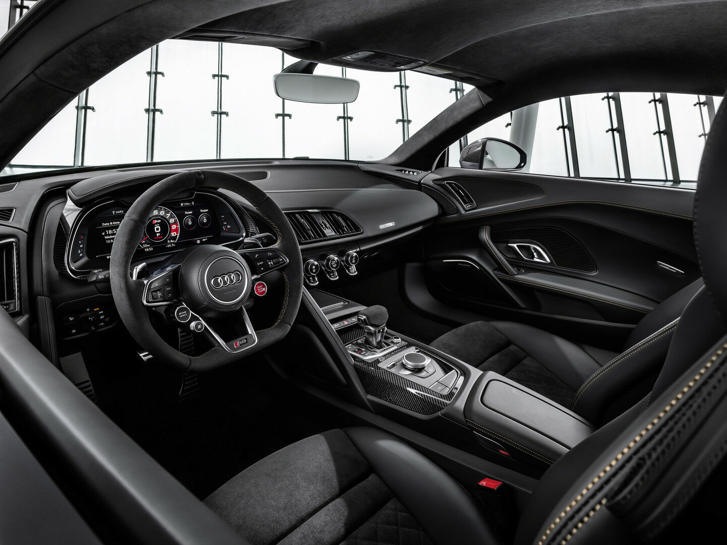 „Audi“ švenčia ypatingą sukaktį ir ta proga pristato „R8 V10 Decennium“ foto 2