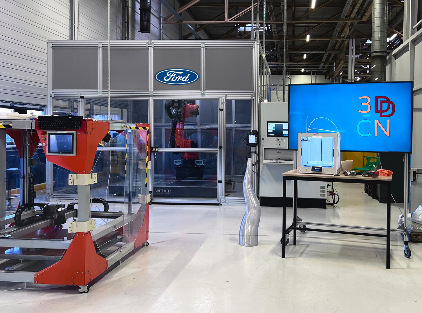 „Ford“ atidaro intriguojantį gamybos centrą: reikiamas dalis ir įrankius atsispausdins vietoje foto 2