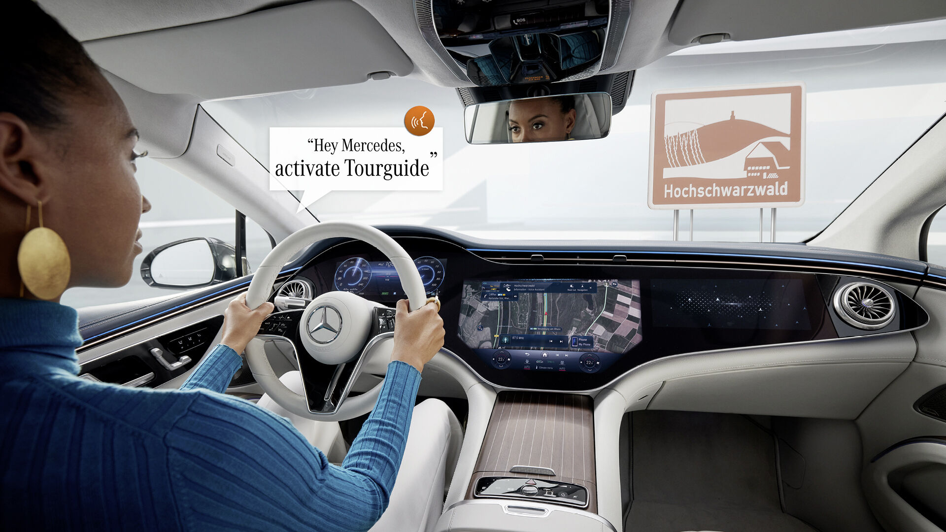 Novatoriškos „Mercedes-Benz“ technologijos automobilį paverčia kai kuo daugiau foto 3