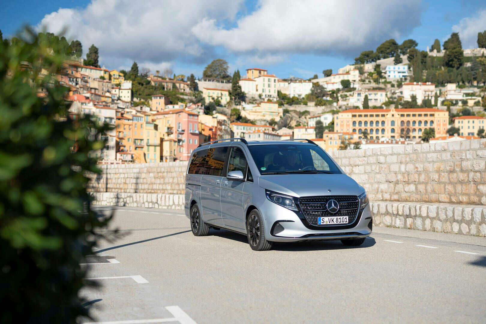 Naujieji „Mercedes-Benz“ EQV ir V klasės automobiliai – „Premium“ komfortas keliaujantiems  foto 4