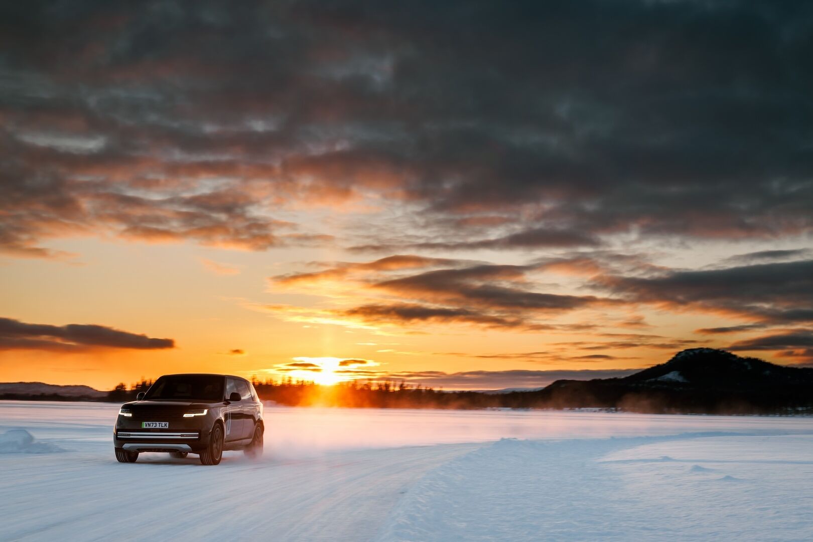Elektrinio „Range Rover“ bandymai: nuo –40 °C laipsnių poliariniame rate iki +50 °C laipsnių dykumose foto 4