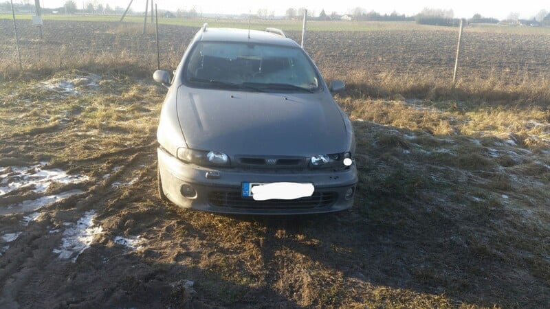 Fiat Marea 2000 m dalys