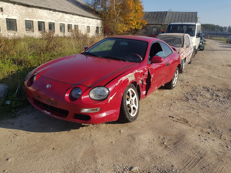 Toyota Celica 1997 y parts