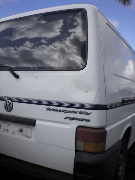 Volkswagen Transporter T4 1996 m dalys