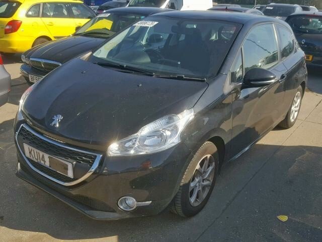 Peugeot 208 2014 г запчясти