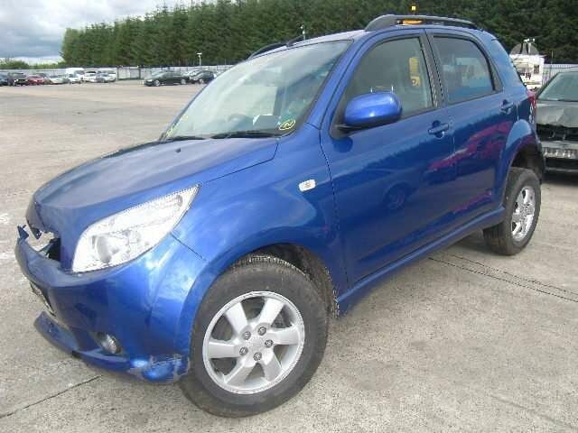 Daihatsu Terios 2008 г запчясти