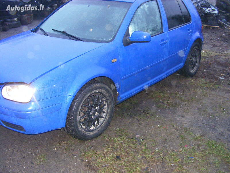 Volkswagen Golf 1999 m dalys