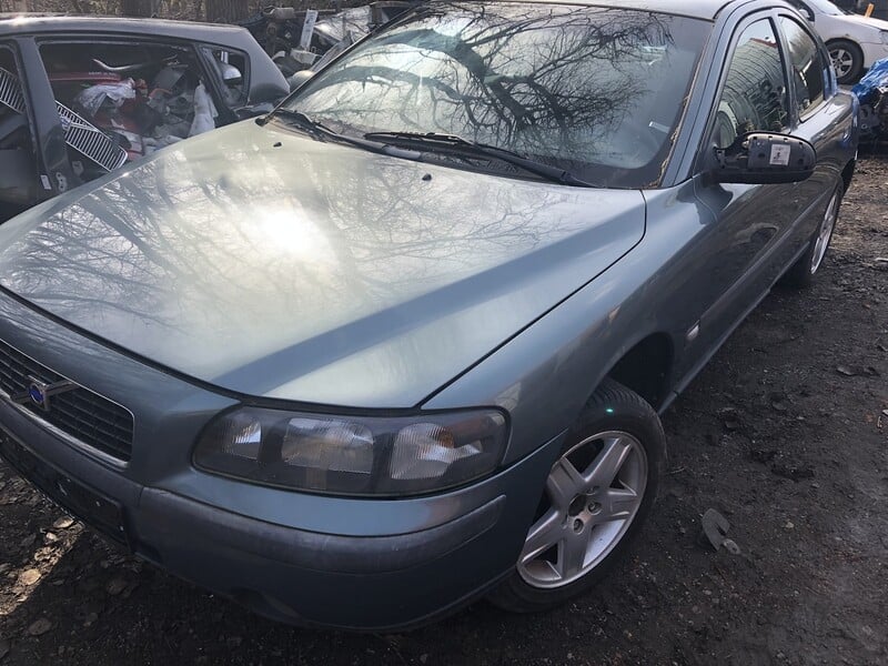 2002 volvo s60 deals parts