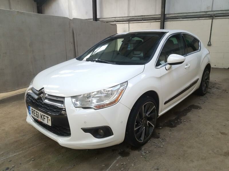 Citroen DS4 2012 y parts