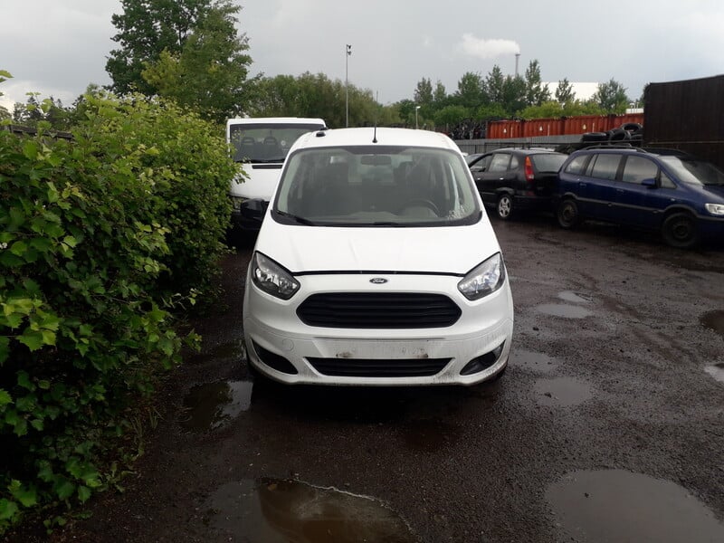 Ford Tourneo Courier 2015 г запчясти