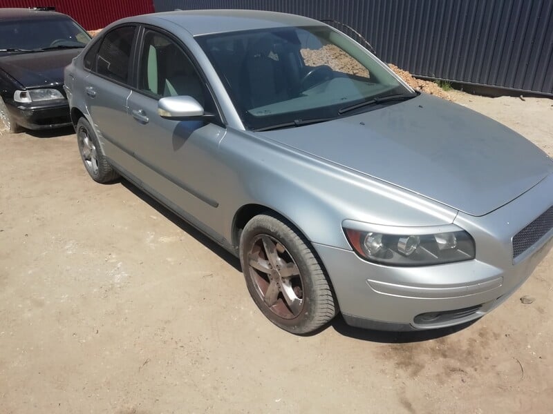 Volvo S40 II 2005 m dalys