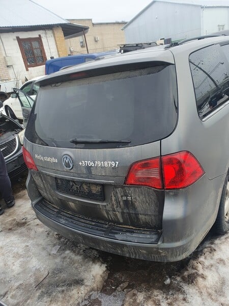 Volkswagen Routan 2009 г запчясти