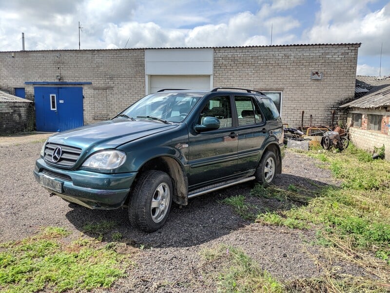 Mercedes-Benz ML 230 1998 y parts