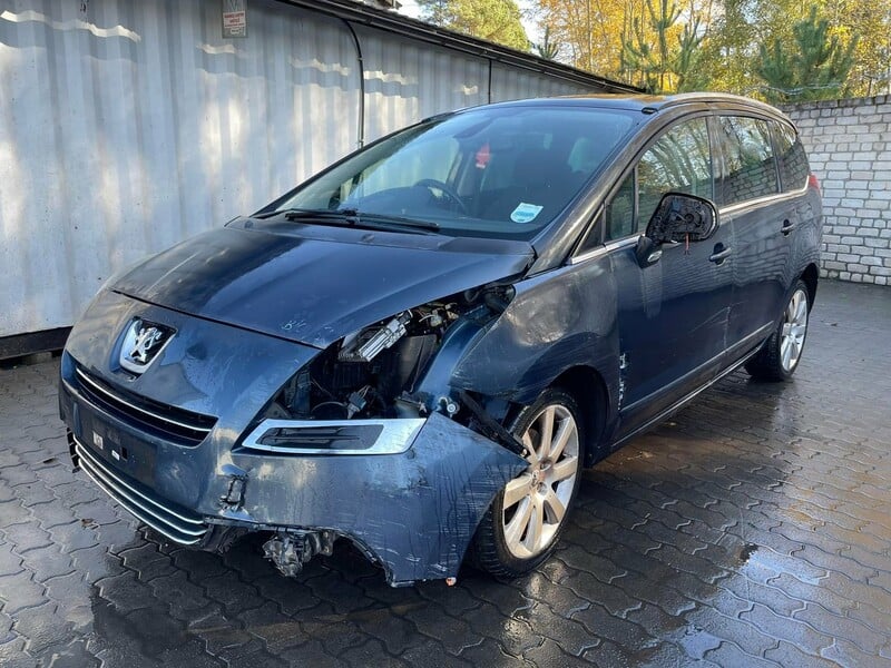 Peugeot 5008 2013 y parts