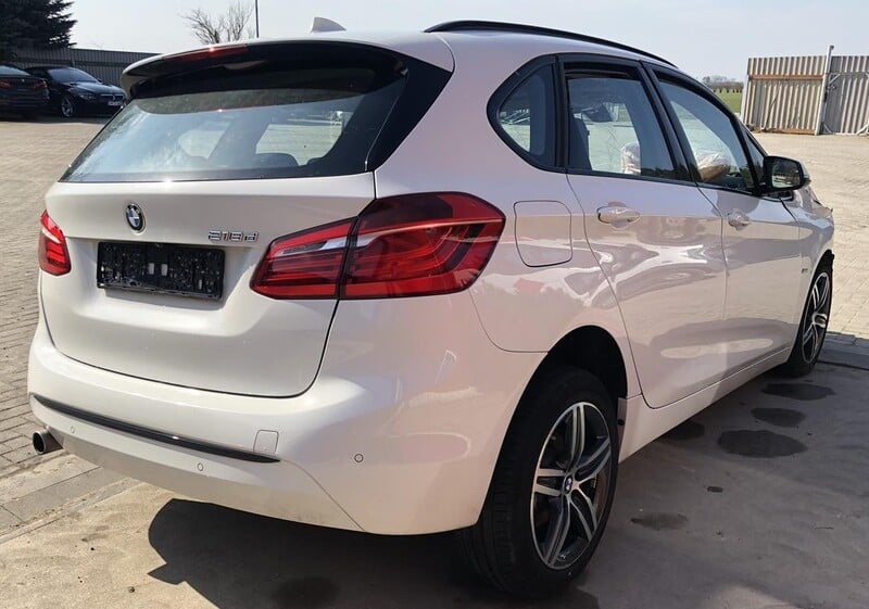 BMW 218 Active Tourer 2016 m dalys