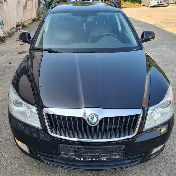 Skoda Octavia II 2010 г запчясти