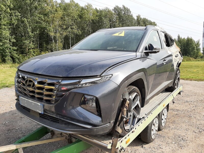 Hyundai Tucson 2021 г запчясти