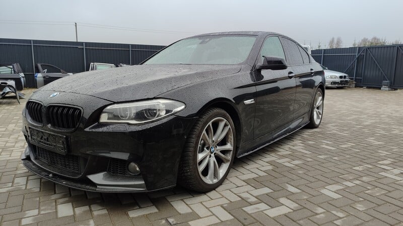 BMW Active Hybrid 5 2013 m dalys