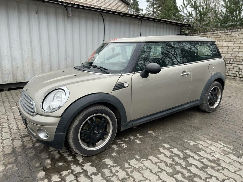 MINI Clubman 2009 m dalys