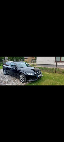 Audi A4 2010 г запчясти