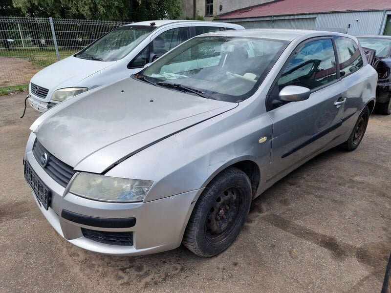 Fiat Stilo 2002 г запчясти