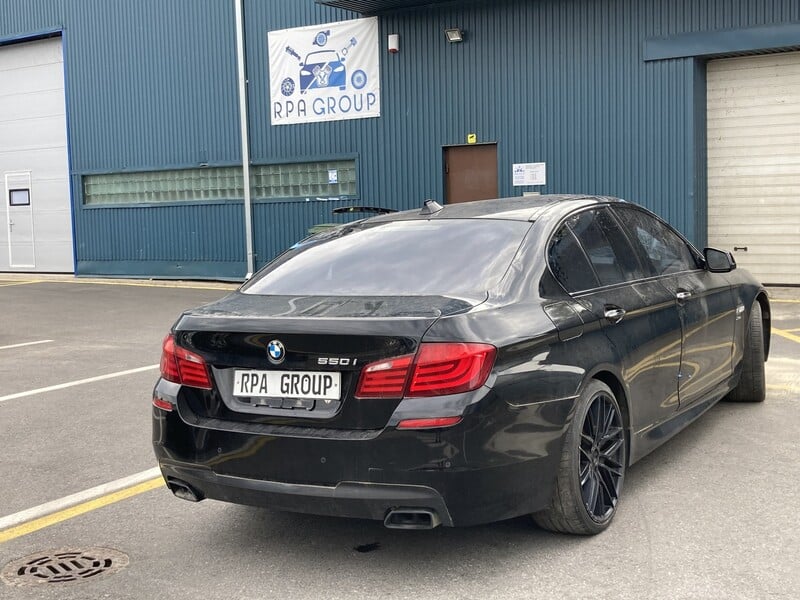 BMW 550 2012 г запчясти