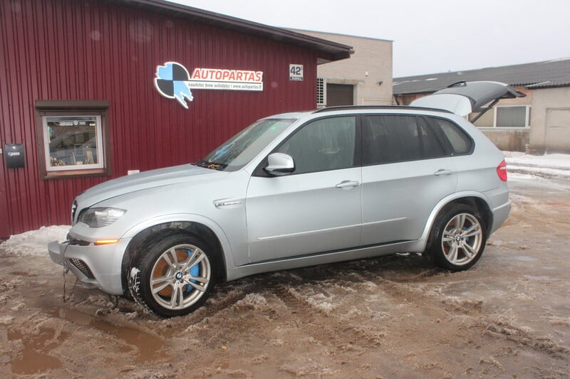 BMW X5M 2009 m dalys